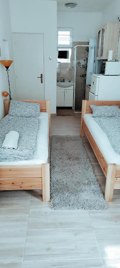 Napfeny Apartmanhaz Balatonberény Eksteriør billede