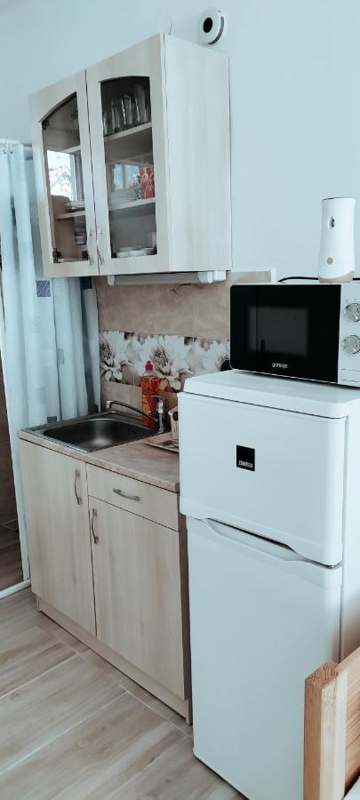 Napfeny Apartmanhaz Balatonberény Eksteriør billede