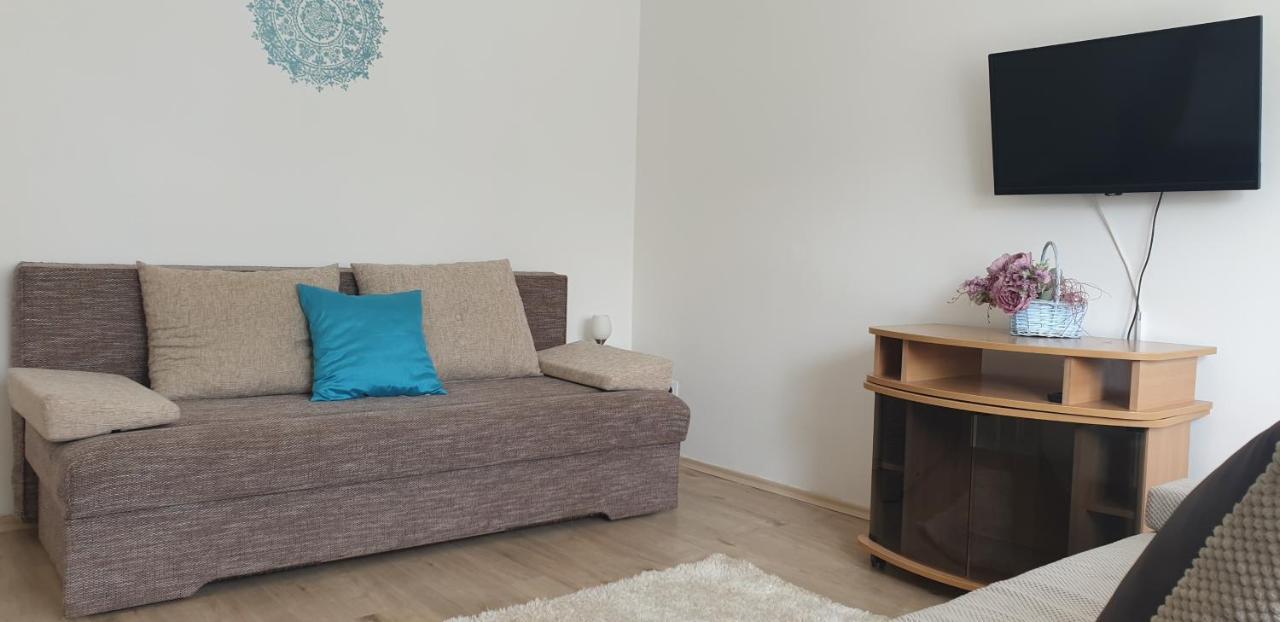 Napfeny Apartmanhaz Balatonberény Eksteriør billede