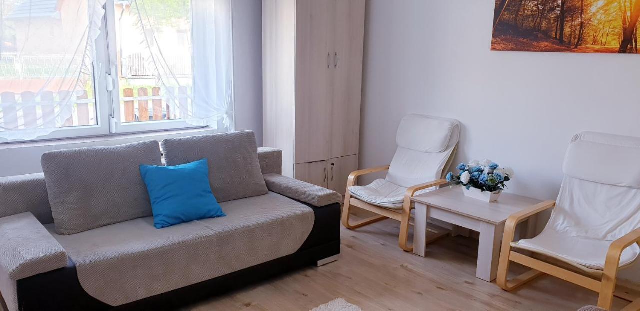 Napfeny Apartmanhaz Balatonberény Eksteriør billede